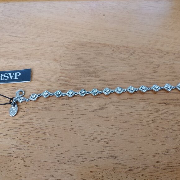 Charming Charlies Silver Tone Bracelet BNWT - Picture 4 of 7